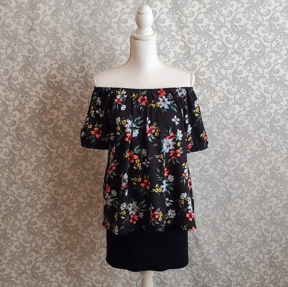 Floral Off Shoulder (or not!) Flare Top (N…